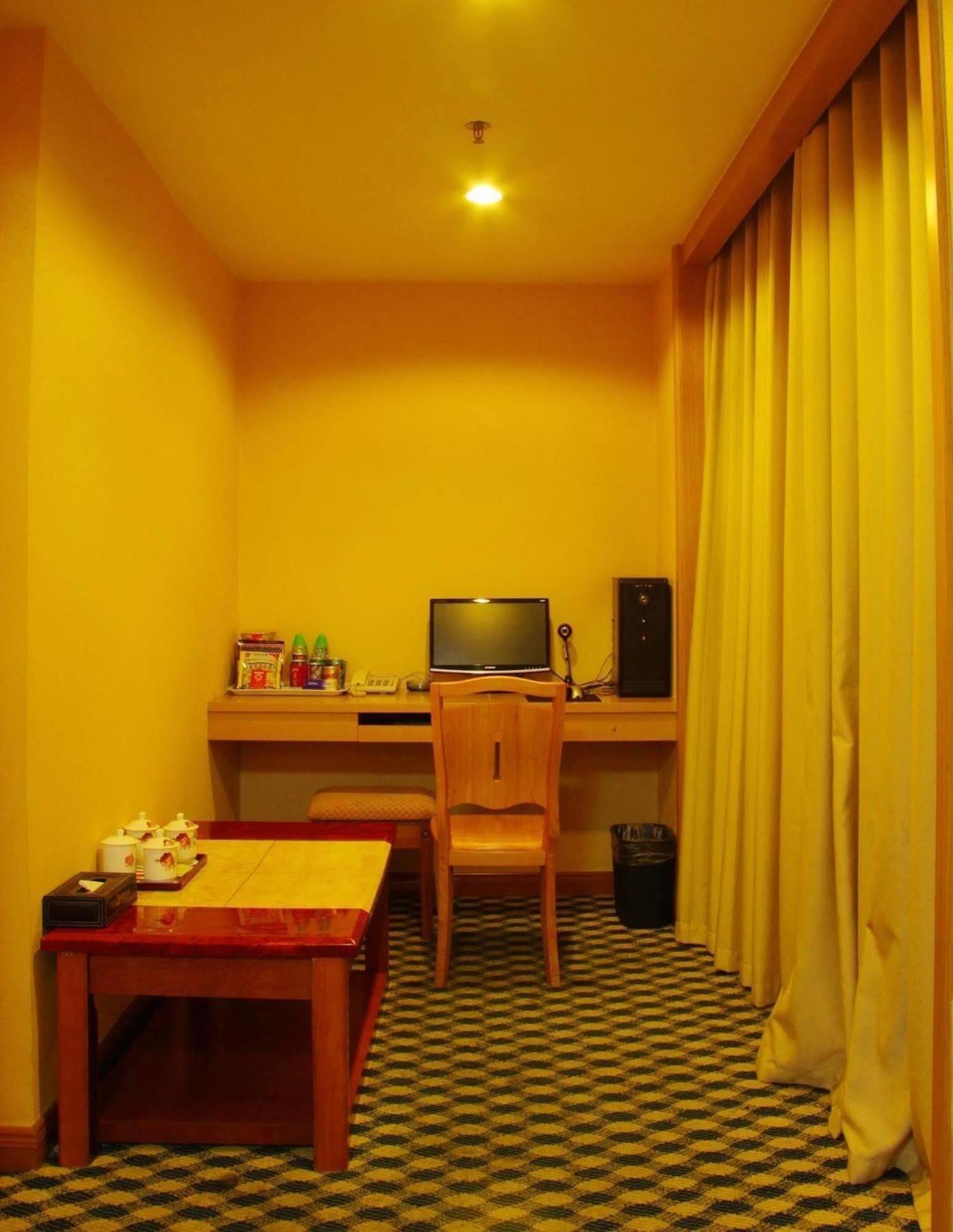 Dongguan Chang'An Hongbao Fashion Hotel Экстерьер фото
